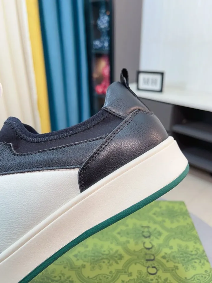 Men's shoes 💰440🌹🌹GUCCI [Gucci] New high-end brand of men's shoes, the latest fashionable casual men's shoes, trendy and versatile style, relaxed and sporty style, uppers imported from Italy, first-layer cowhide, genuine leather lining and ultra-fine workmanship. Original personalized fashionable rubber wear-resistant outsole, light and comfortable on the foot, size 38-44